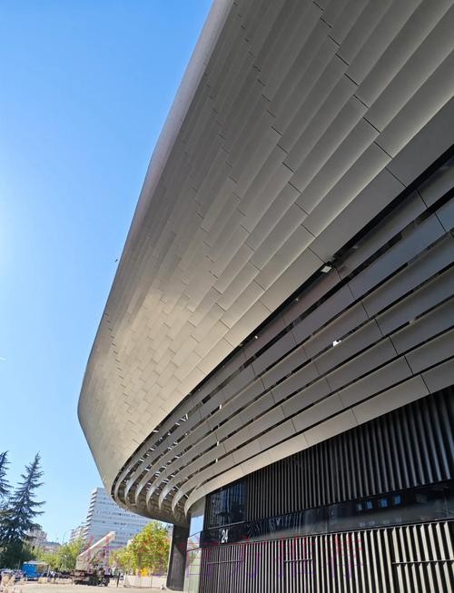 马卡:皇马新伯纳乌酒吧因承租方违约陷困境 马卡:皇马新伯纳乌酒吧因承租方违约陷困境